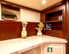 contact-yachts-virtuoso_0040