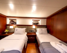 contact-yachts-virtuoso_0057