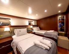 contact-yachts-virtuoso_0058