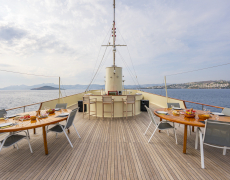 contact-yachts-elara-1_0018