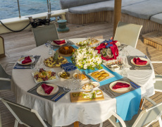 contact-yachts-elara-1_0019