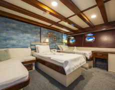 contact-yachts-elara-1_0021