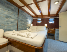 contact-yachts-elara-1_0029