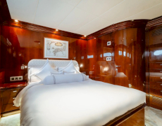 contact-yachts-silentworld_0005