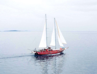 contact-yachts-erato_0001