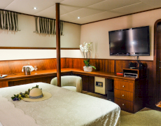 contact-yachts-papa-joe_0017