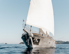 contact-yachts-silvermoon_0006