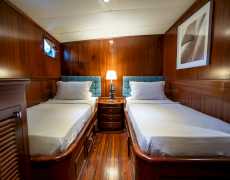 contact-yachts-capricorn-1_0012