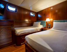 contact-yachts-capricorn-1_0016