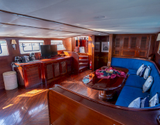 contact-yachts-capricorn-1_0024