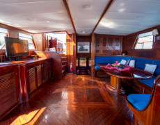 contact-yachts-capricorn-1_0031