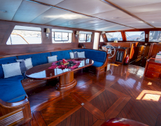 contact-yachts-capricorn-1_0033