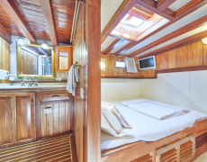 contact-yachts-libra_0010