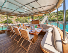 contact-yachts-libra_0018