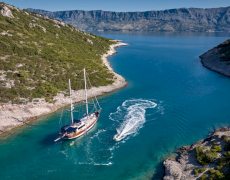 contact-yachts-lotus_0042