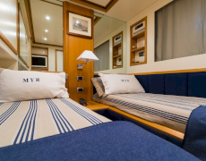 RIVIERA Motor Yacht for Rent in Italy, Sardinia, Olbia, Porto Cervo, Corsica, Naples, Amaltfi with Contact Yachts