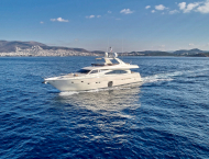 contact-yachts-julie-m_0001