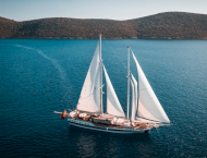 contact-yachts-wicked-felina_0025