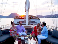 contact-yachts-cobra-king-019
