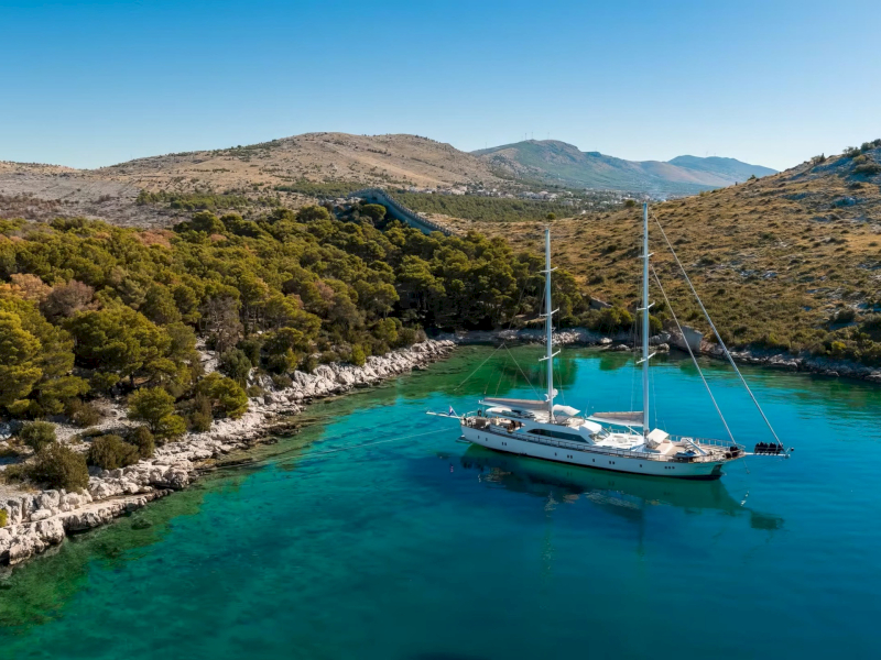 contact-yachts-alessandro-1_0018
