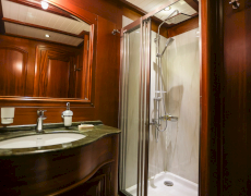 contact-yachts-lady-christa_0002