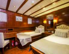 contact-yachts-lady-christa_0006