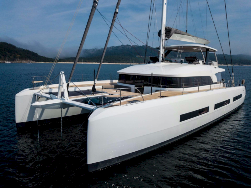 Tahiti Yacht Charter | Discover Polynesia with Catamaran JOY