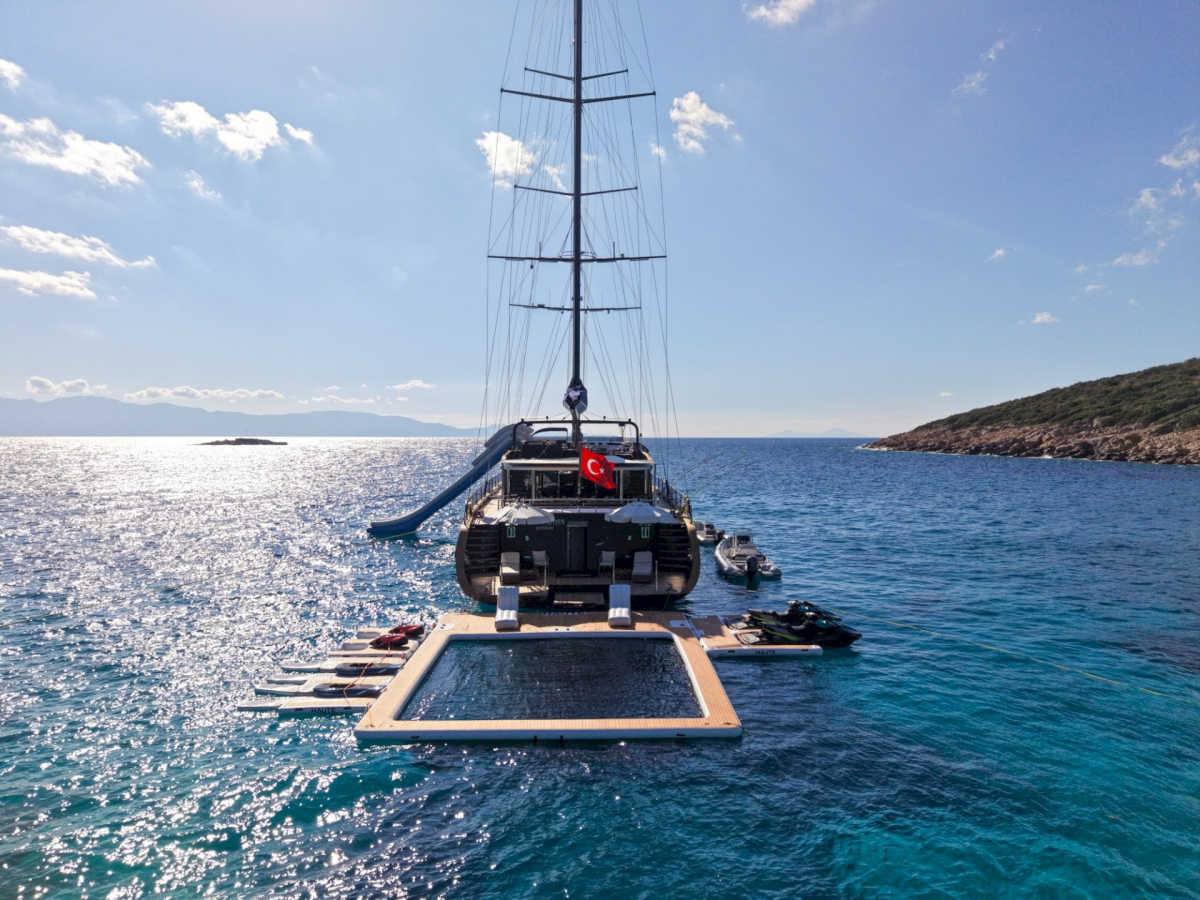 contact-yachts-211004-015012-2026-08-10-09-41-08