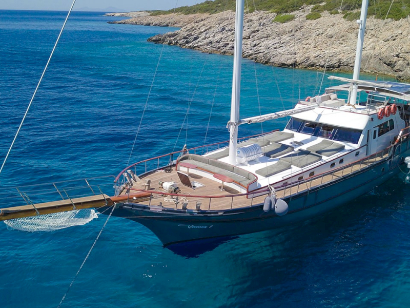 contact-yachts-vamos-1_0020