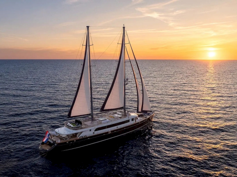 contact-yachts-dalmatino_0018