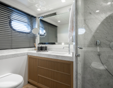 contact-yachts-illusion-ii_0022