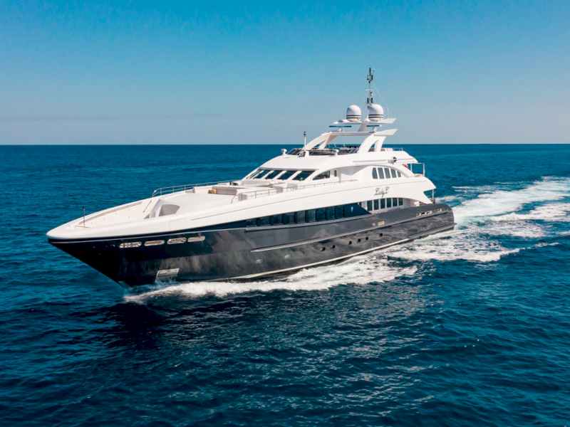 contact-yachts-lady-l_0042